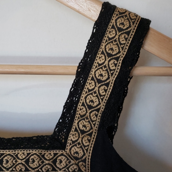 Tristan and Iseut/ 100%Linen Black Dress - Picture 3 of 7